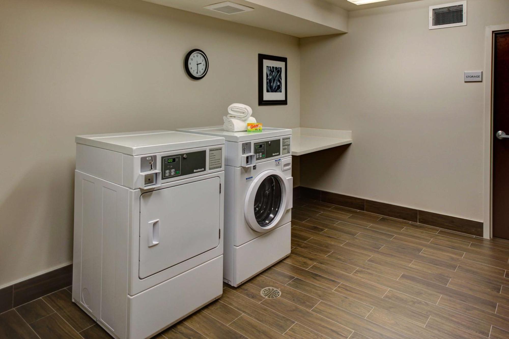 Hampton Inn And Suites Columbus, Ms Екстериор снимка
